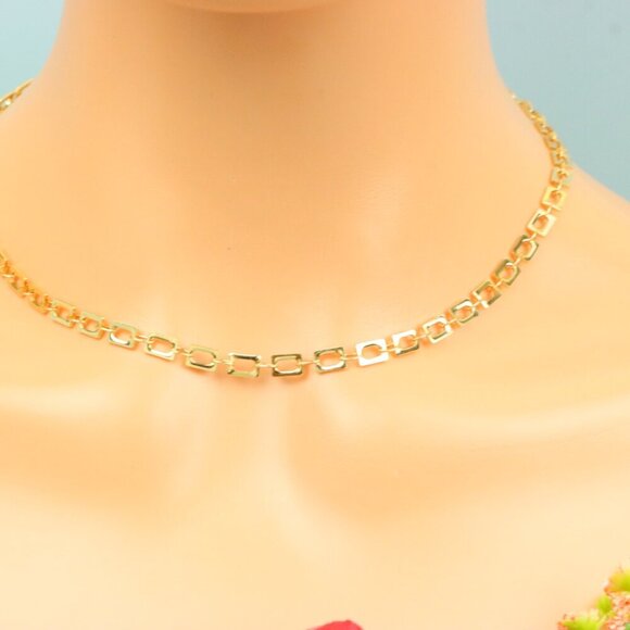 Delicate & Contemporary Necklace Chain, A Lovely Choice for Women, EVCH1540 - Picture 4 of 10
